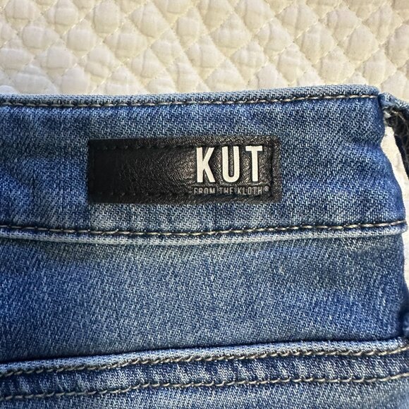 KUT Kelsey Fab Ab Ankle Flare Jeans - Picture 6 of 11